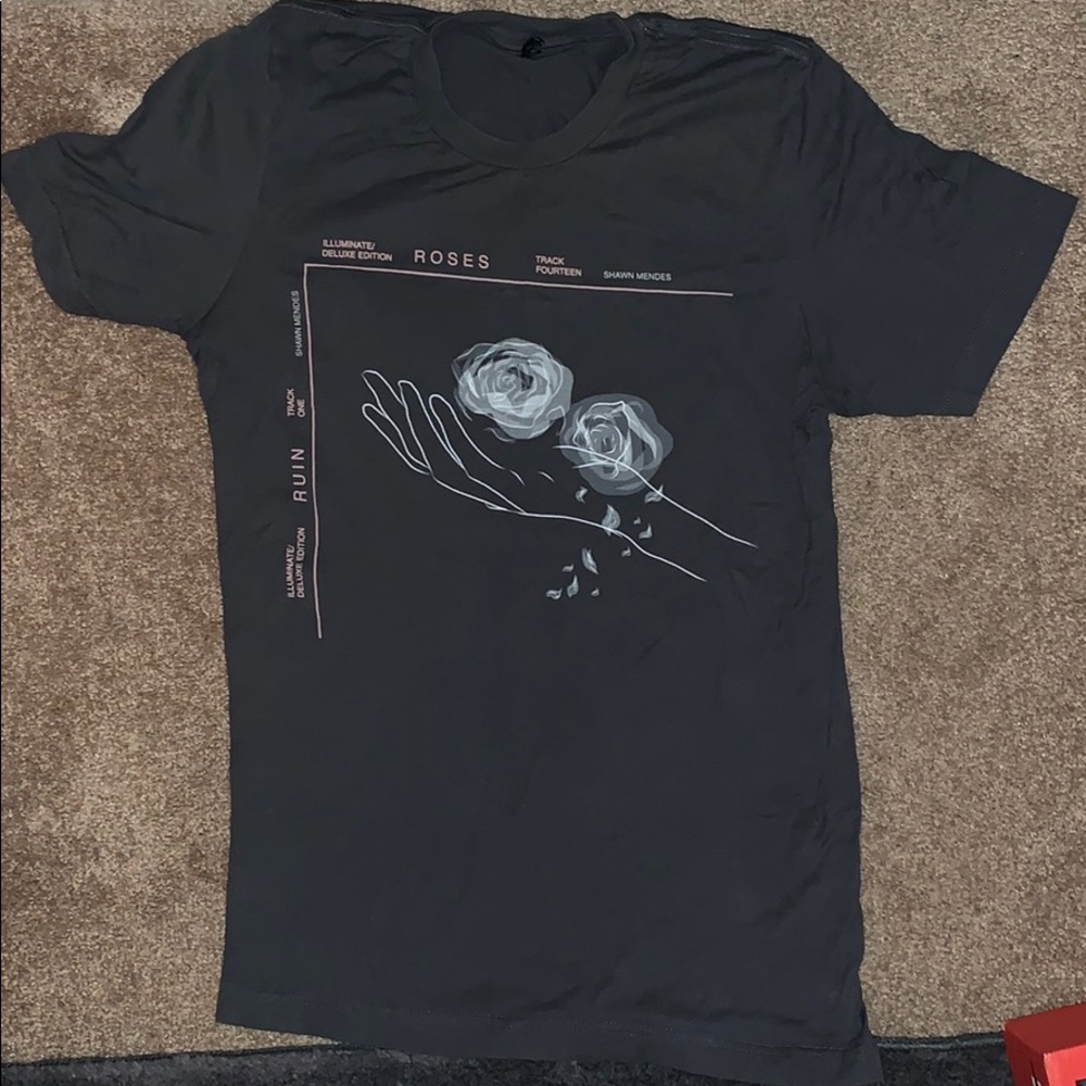 Shawn Mendes “Roses” Tour Exclusive Tee Shirt